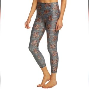 Onzie | Printed 7/8 leggings S/M